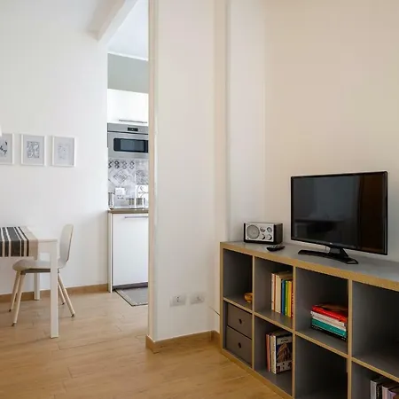 Loft With Balcony *