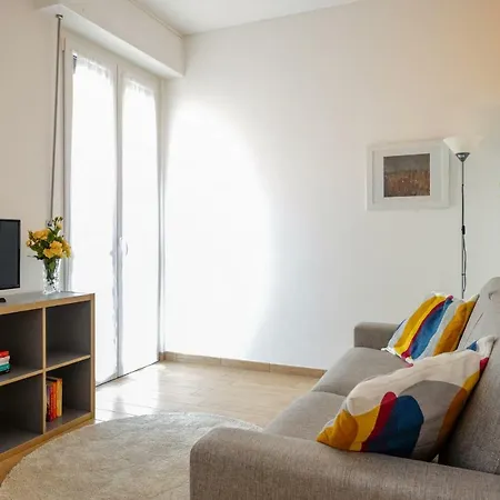 Loft With Balcony Apartamento