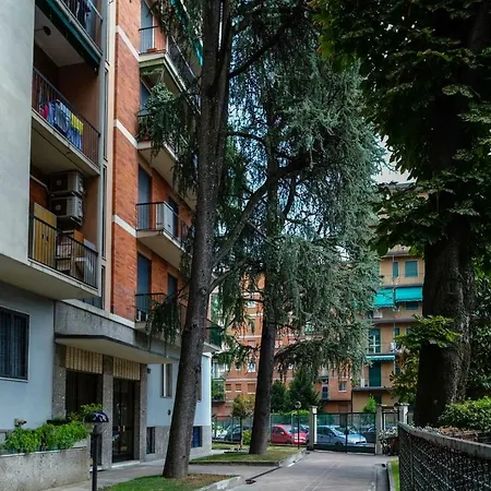 Loft With Balcony Apartamento Milão